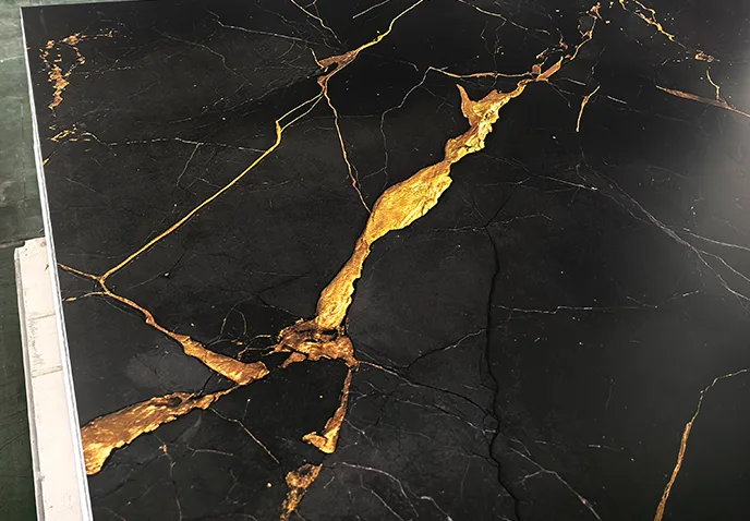 Avantajele panoului de perete din cristal de carbon.