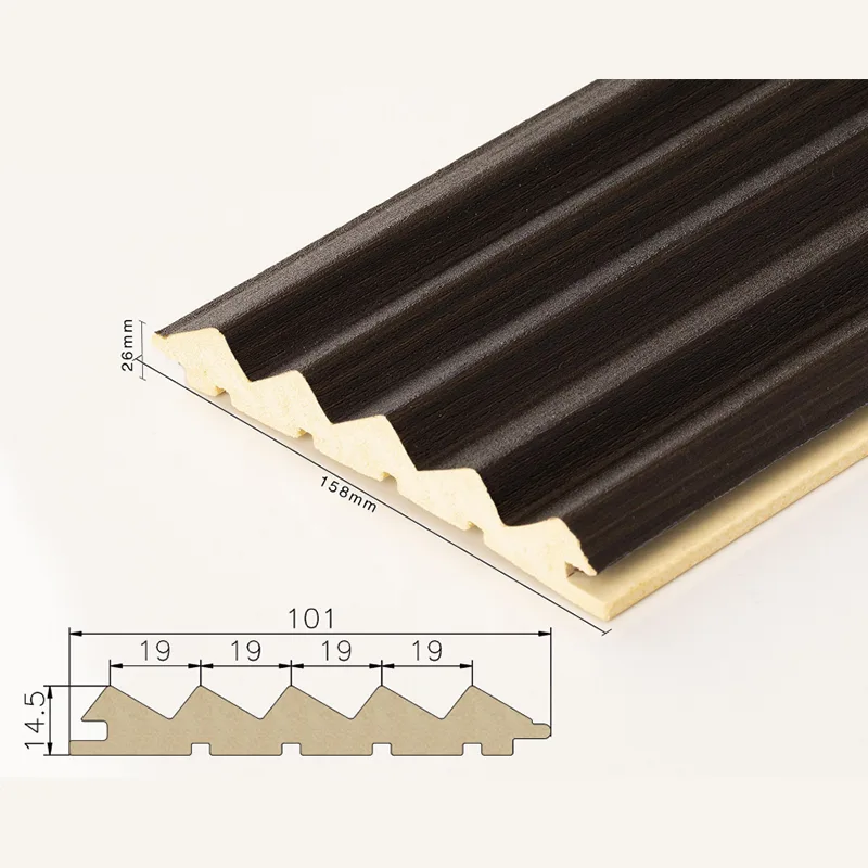 95 Panou canelat cu 5 grile în formă specială